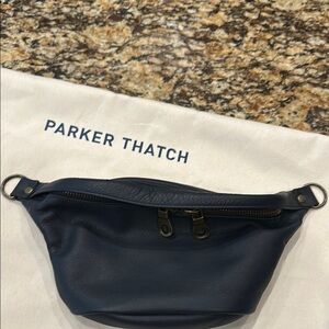 Parker Thatch Navy leather Small Sling